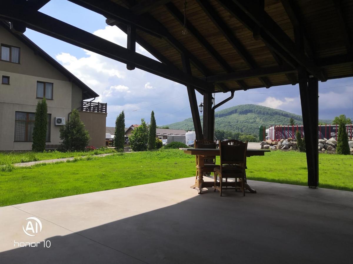 Casa Rubin Hotel Гура Хуморулуй Екстериор снимка