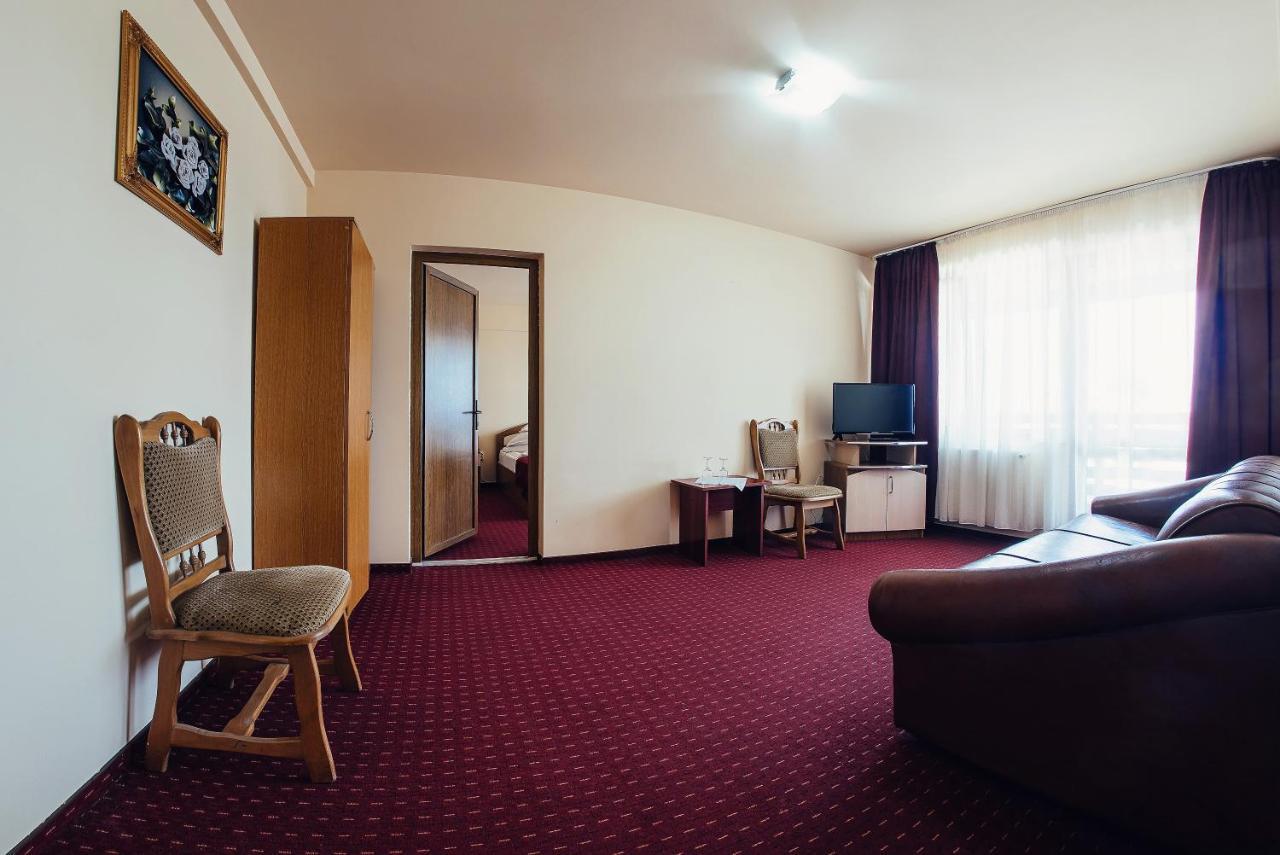 Casa Rubin Hotel Гура Хуморулуй Екстериор снимка