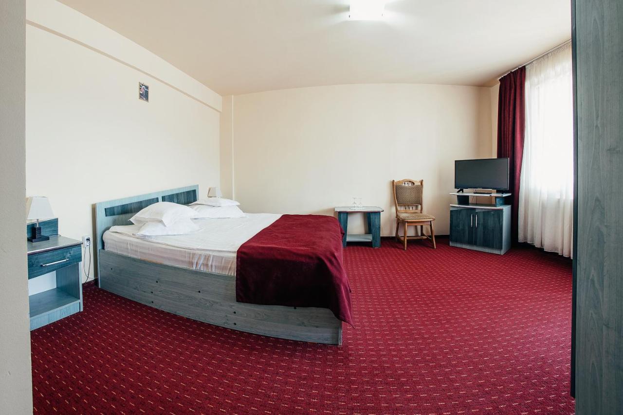 Casa Rubin Hotel Гура Хуморулуй Екстериор снимка