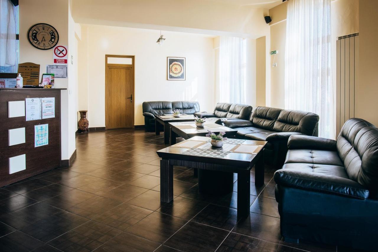 Casa Rubin Hotel Гура Хуморулуй Екстериор снимка