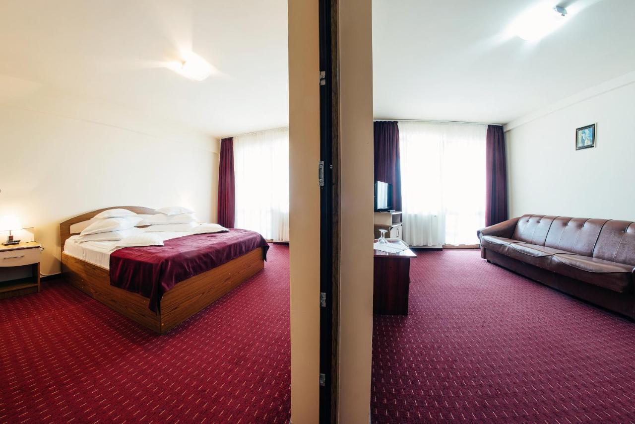Casa Rubin Hotel Гура Хуморулуй Екстериор снимка
