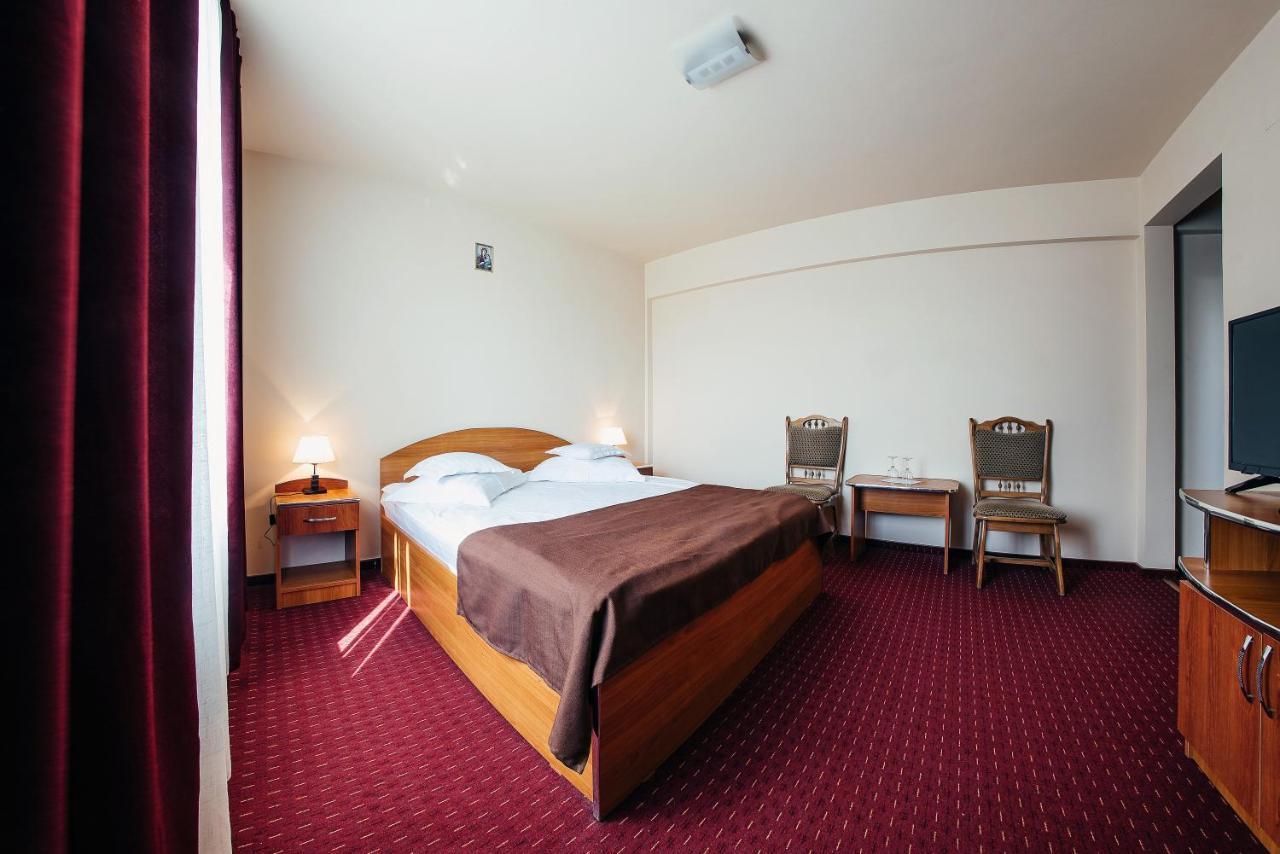 Casa Rubin Hotel Гура Хуморулуй Екстериор снимка