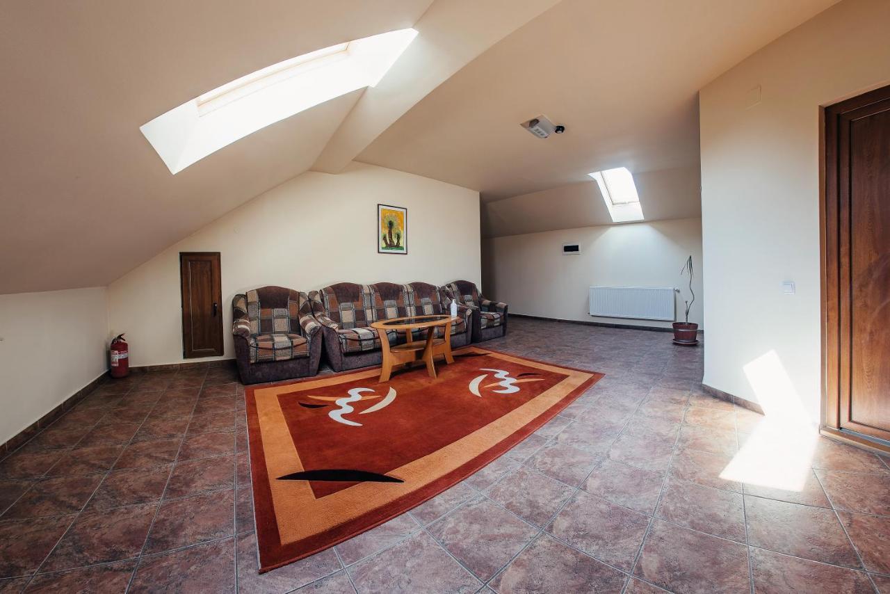 Casa Rubin Hotel Гура Хуморулуй Екстериор снимка