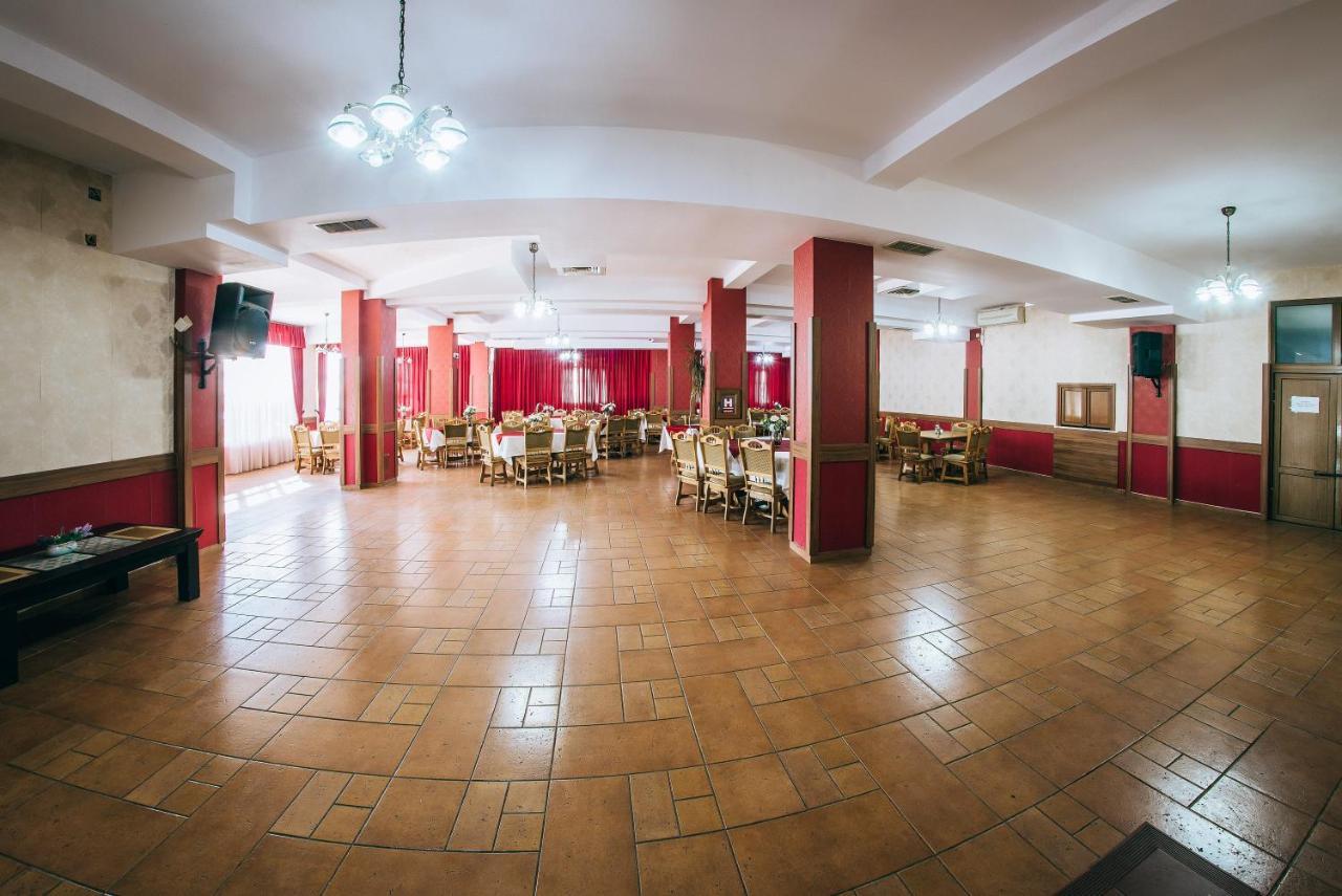 Casa Rubin Hotel Гура Хуморулуй Екстериор снимка