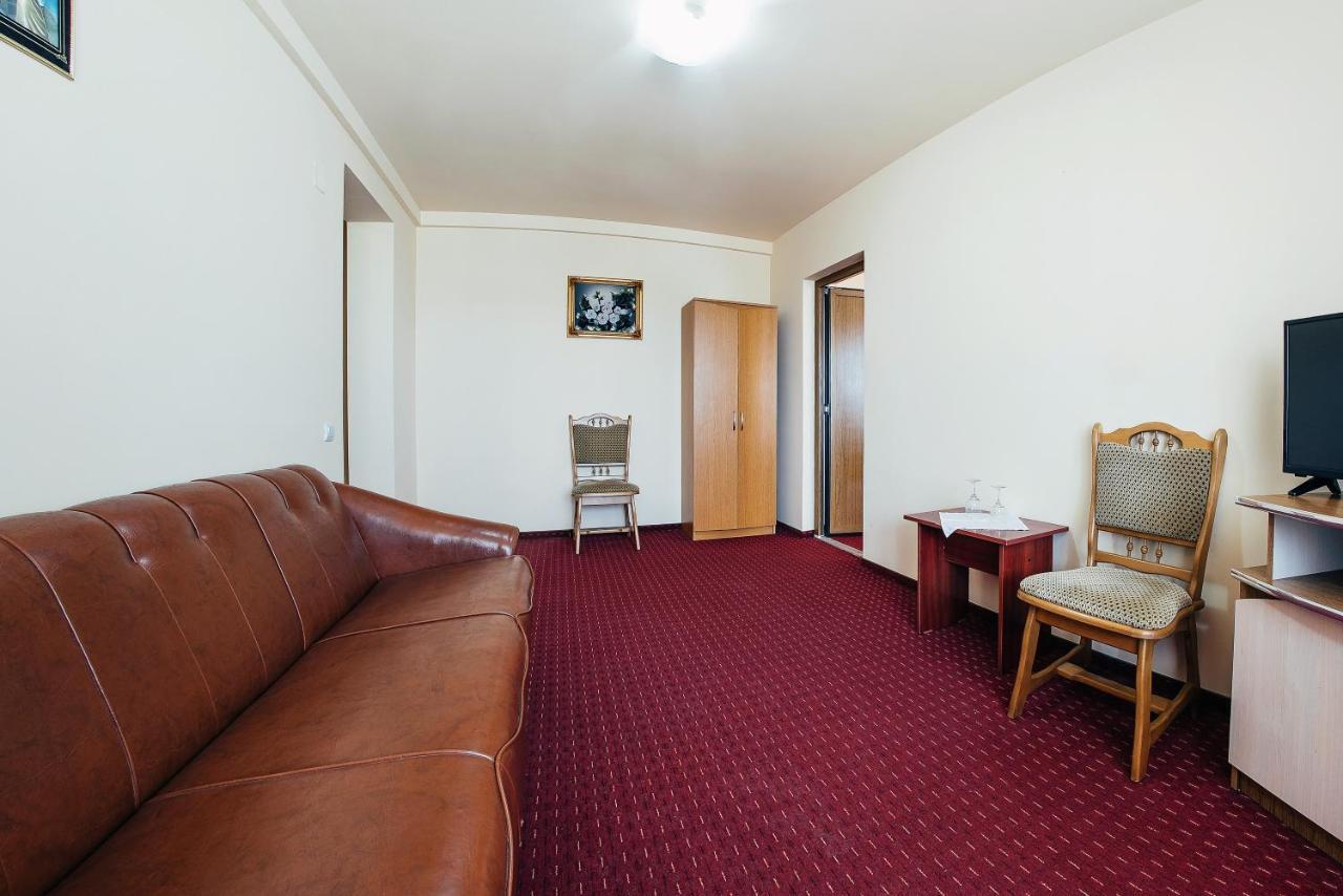 Casa Rubin Hotel Гура Хуморулуй Екстериор снимка