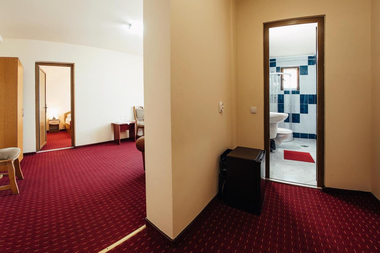 Casa Rubin Hotel Гура Хуморулуй Екстериор снимка
