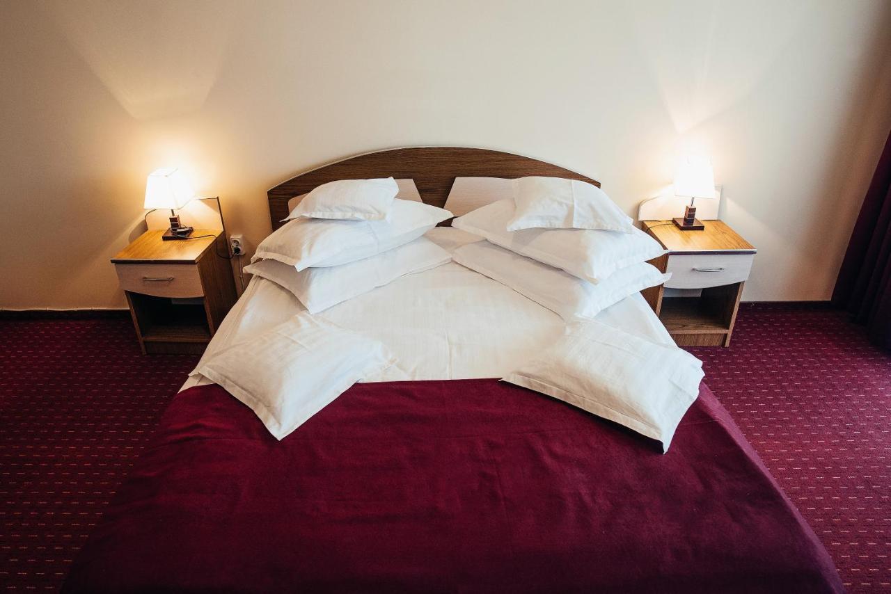 Casa Rubin Hotel Гура Хуморулуй Екстериор снимка
