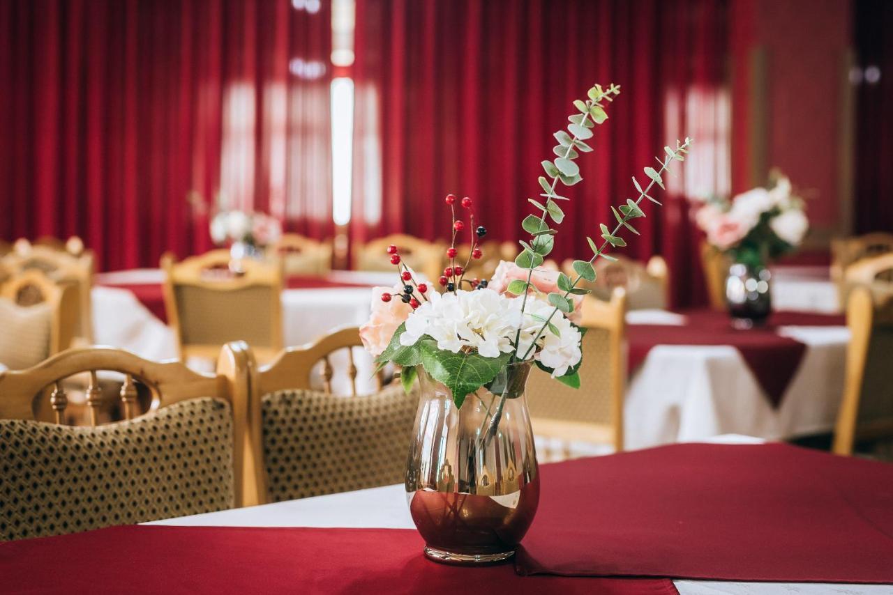 Casa Rubin Hotel Гура Хуморулуй Екстериор снимка