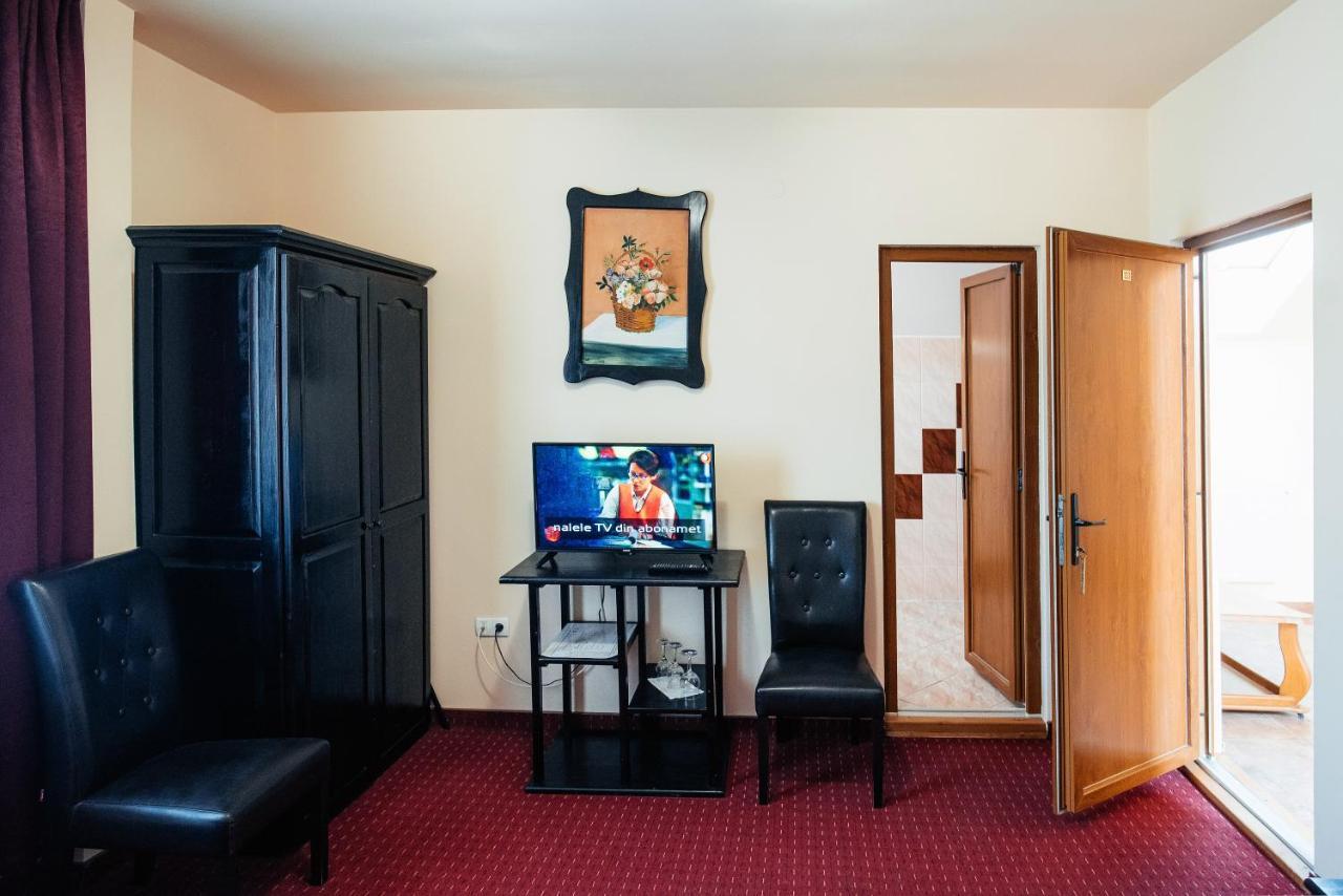 Casa Rubin Hotel Гура Хуморулуй Екстериор снимка