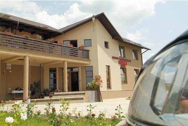 Casa Rubin Hotel Гура Хуморулуй Екстериор снимка